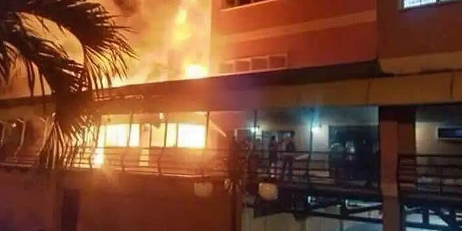 Violencia en la UMSS: toman el campus central e incendian la FUL