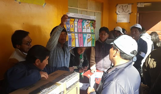 Elecciones subnacionales 2015 en El Alto, Bolivia. Jornada electoral.