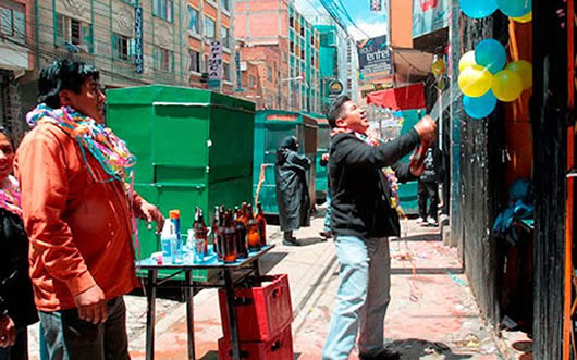 Martes de Ch'alla 2015: agradecimiento a la Pachamama