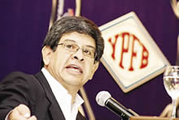 Carlos Villegas, presidente de la estatal petrolera YPFB.