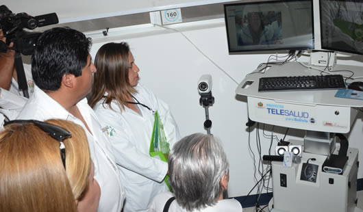 Gobierno lanza programa de Telesalud en Santa Cruz.