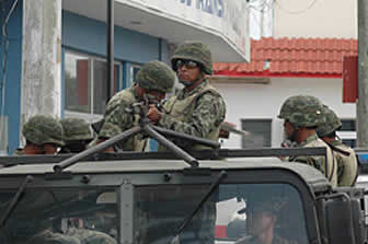 Fiscal Milton Mendoza anunció que abrirá un nuevo proceso penal contra efectivos militares de bajo rango que estarían implicados en los sucesos de “Octubre Negro”.