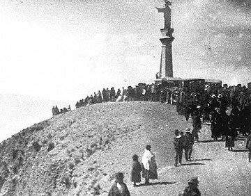 Cruz Pata, así era denomido el lugar donde se encuentra la estatua del 'corazón de Jesús'.