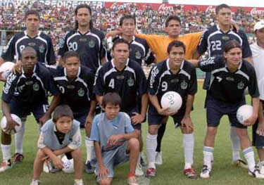 Real Mamoré ganó por primera vez en lo que va de la ronda del repechaje del torneo Apertura, tras derrotar a La Paz Fútbol Club por 2 a 1 en el estadio Gran Mamoré.