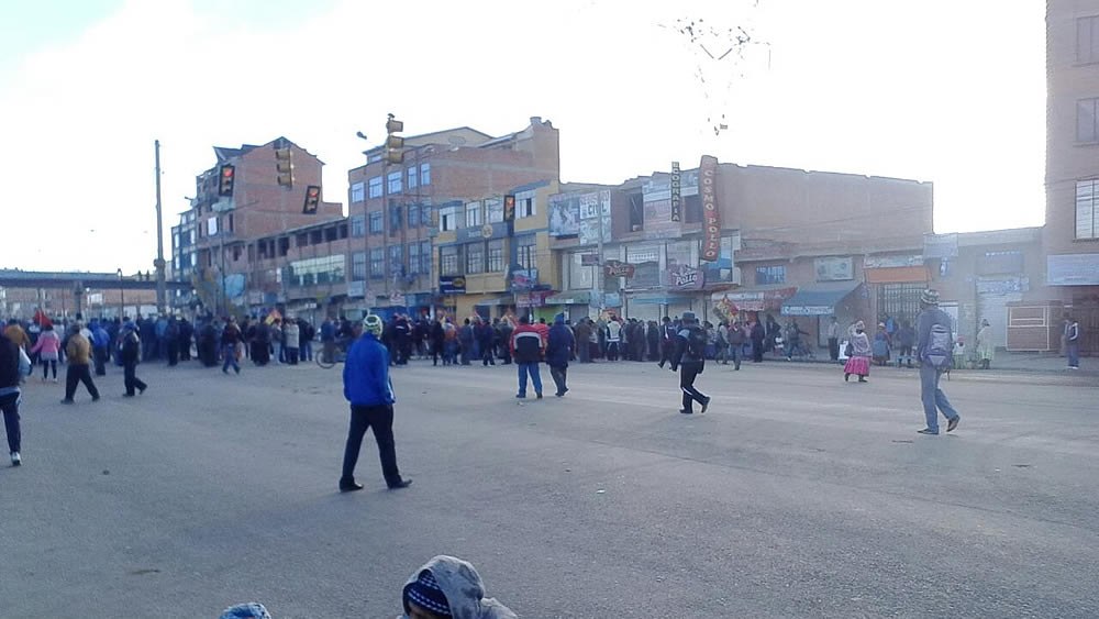 Paro cívico en El Alto