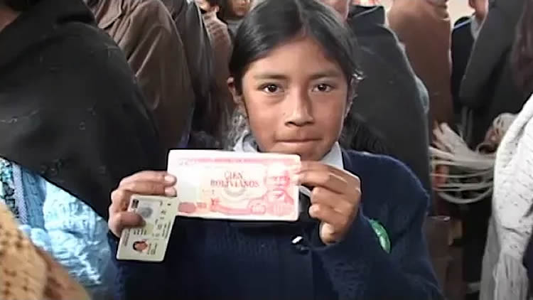 Bono PARDEA beneficiará a 32.500 niños de la ciudad de El Alto.