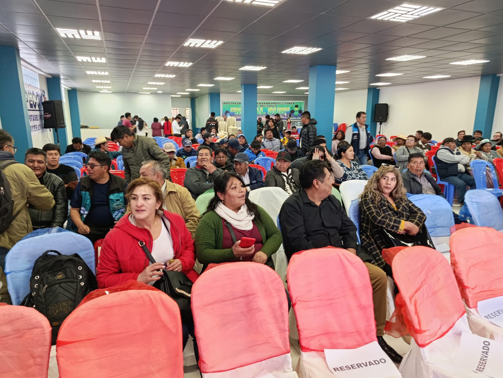 Esperando la presentación del Proyecto de Ley de las Zonas Económicas Especiales.