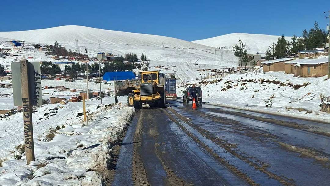Nevada que cayó en el ramo Tramo Caracollo-Confital. Fotos: ABC.
