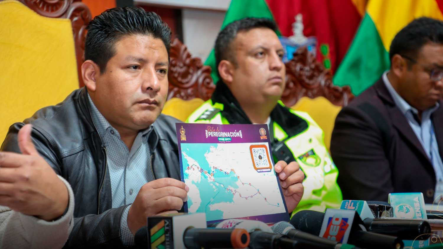 El Gobernador de La Paz, Santos Quispe, en el lanzamiento de la ruta turística de semana santa.