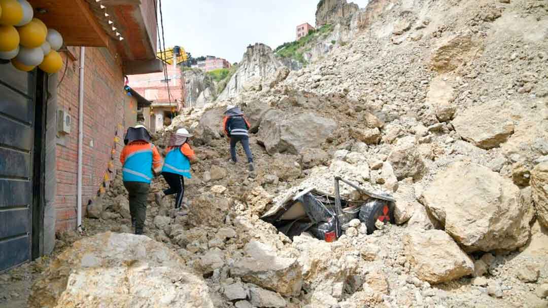 Identifican más de 16 puntos con problemas de deslizamiento tras las intensas lluvias en La Paz.