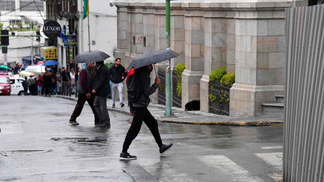 Lluvias y tormentas eléctricas en la ciudad de La Paz.