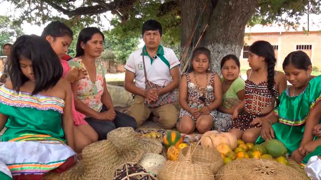 Familia Moseten en las actividades productivas.