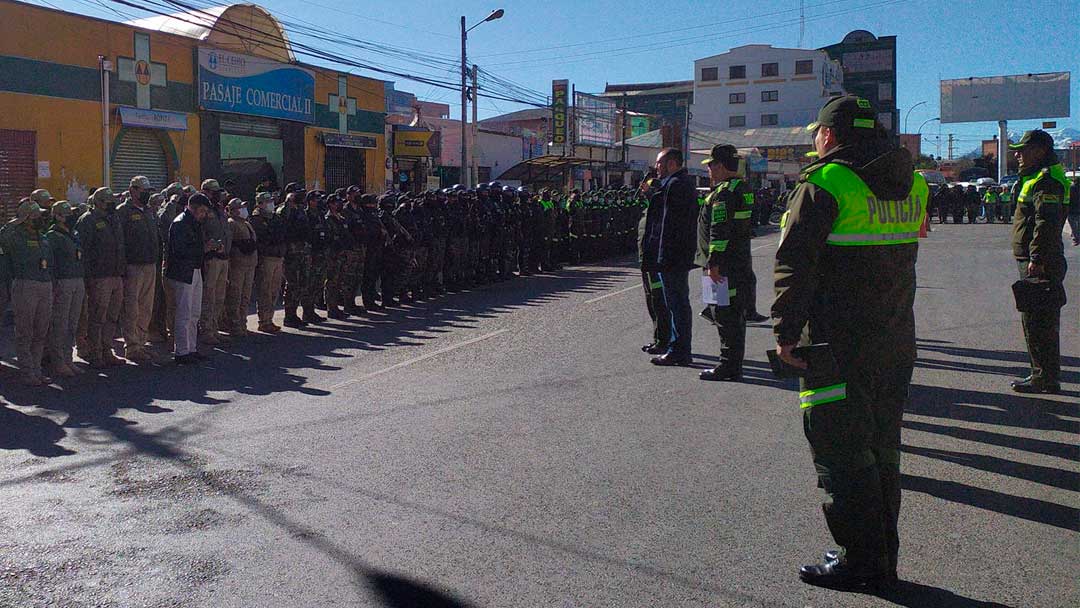 Policía desplaza a más de 800 efectivos para reforzar la seguridad en El Alto con patrullajes terrestres y aéreos