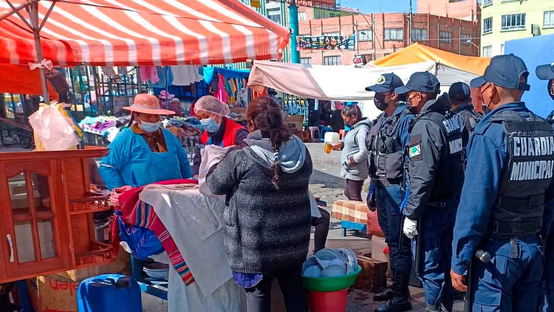 En operativo clausuran negocios que tenían aceites reusados y comida en descomposición