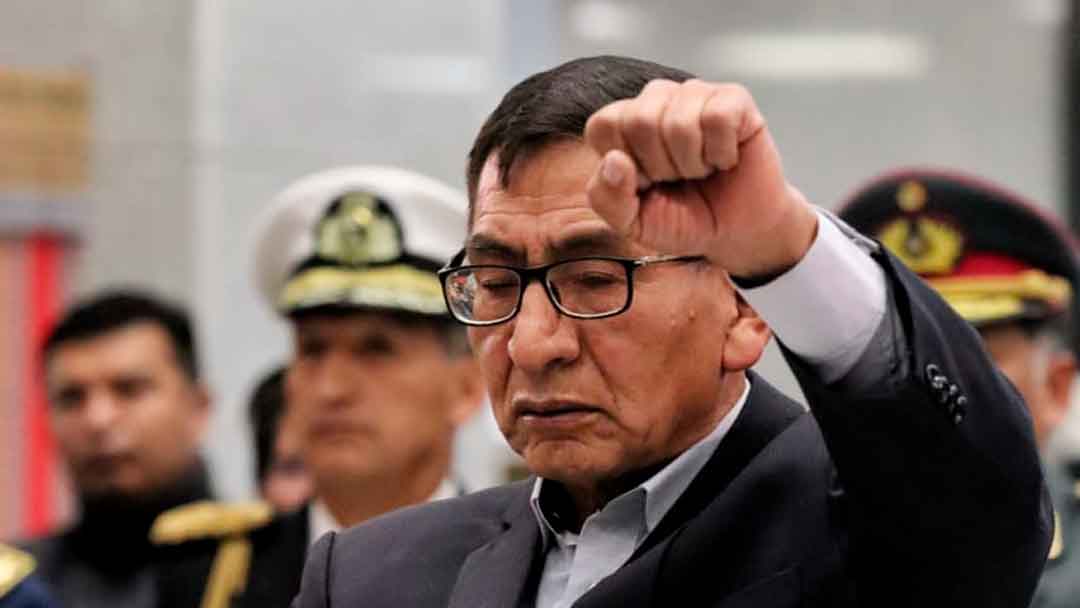 Presidente del Estado Luis Arce posesiona a Rubén Alejandro Méndez como nuevo Ministro de Medio Ambiente y Agua.