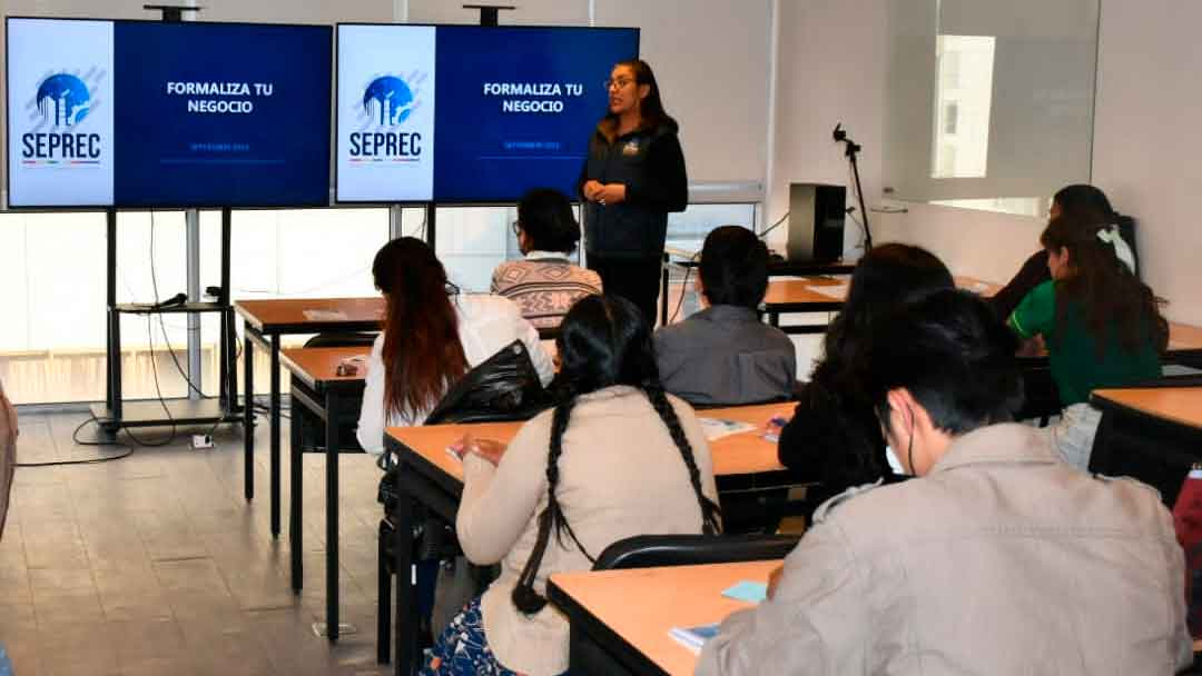 La capacitación se enmarcó en el programa de Educación Empresarial.