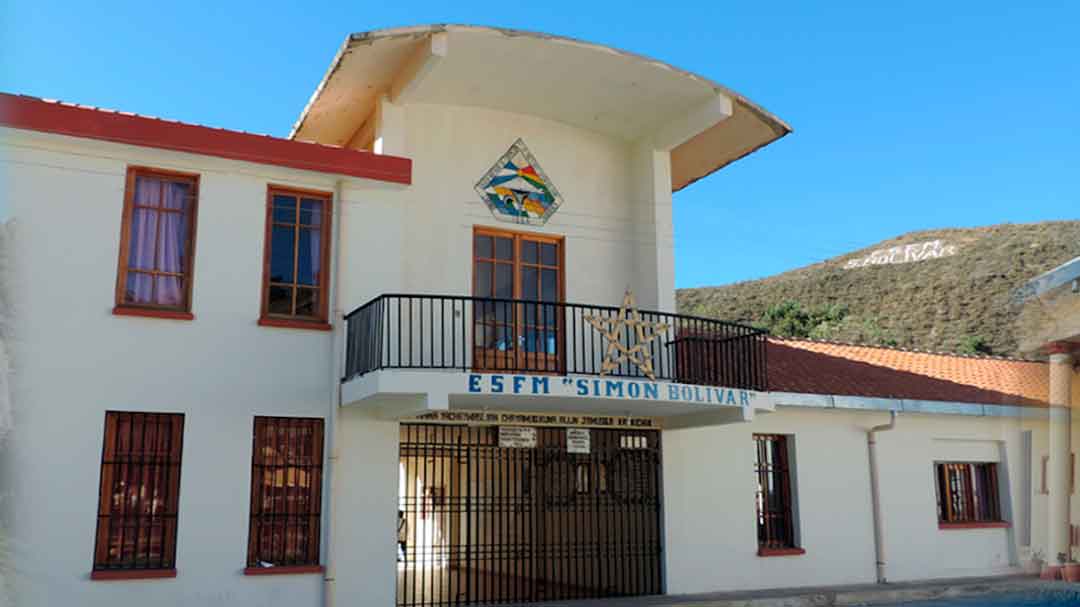 E.S.F.M. Simón Bolívar (Cororo)