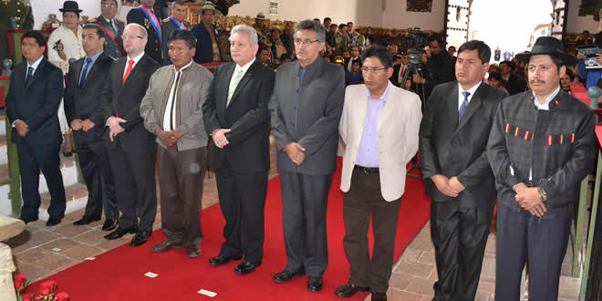 Gobernadores de Bolivia posesionados el 2015