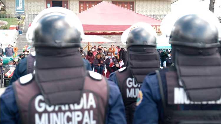 Efectivos de la Guardia Municipal de La Paz.