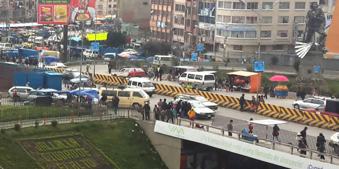 Paro de transporte en El Alto por nivelación de tarifas
