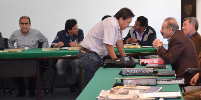 Reunión de Consejo Superior de la Liga, en Santa Cruz. Reunión de Consejo Superior de la Liga, en Santa Cruz.