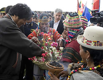 Evo Morales, en actividades por el II aniversario del Estado Plurinacional de Bolivia