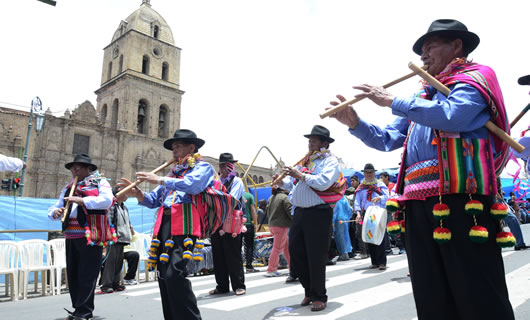 Entrada del Jisk´a Anata 2015. (foto:ABI)