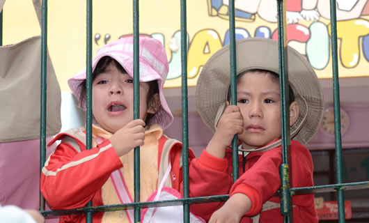 Llanto y emoción en el Kinder Macario Pinilla