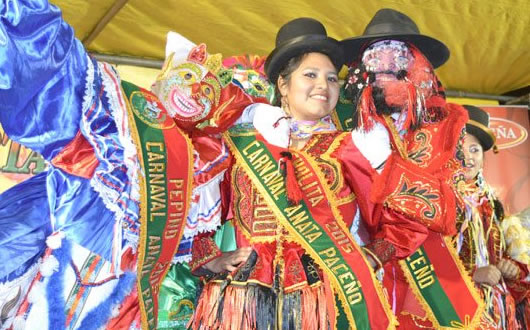 Carnaval Paceño 2015: Juan Pablo Choque es el Pepino, Estefani Gutiérrez, Cholita y Jesús Vera es Ch'uta.