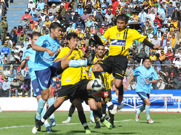Bolívar empató 11 con The Strongest por la copa Aerosur 2010