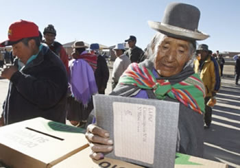 Las elecciones generales que se celebrarán este domingo 6 de diciembre marcarán una nueva etapa de la historia política de Bolivia