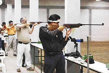 Bolivia rompió el domingo la hegemonía venezolana en el tiro deportivo y le arrebató una medalla de oro en pistola estándar.