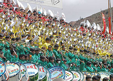 En el Festival de Bandas, en su novena versión, Las 65 bandas con sus intérpretes tocarán 18 temas en el evento denominado Por mi Estado Libre Pluricultural.