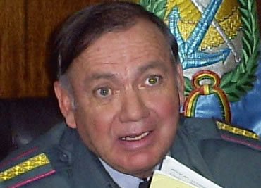 Comandante accidental en Jefe de las Fuerzas Armadas, general Ramiro de la Fuente.