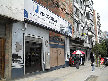 Oficina central de PRECONAL en la Av. Juan Pablo II Nº 2841 de la ciudad de El Alto.