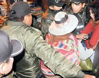 Intento de intervención Policial a la sede del CONAMAQ 
