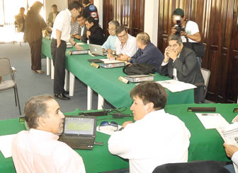 Dirigentes de la Liga del Fútbol Profesional Boliviano 