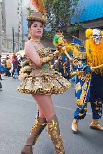 CHINA MORENA: Personaje de la danza Morenada 