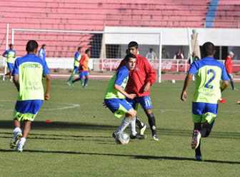 Universitario de Sucre entrena