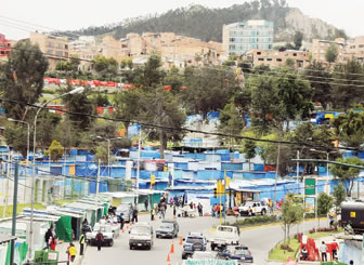 Feria de Alasitas en La Paz