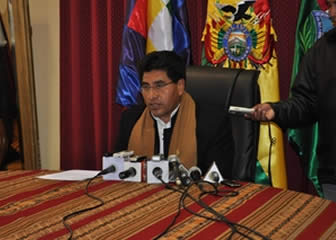 César Cocarico, gobernador del departamento de La Paz.