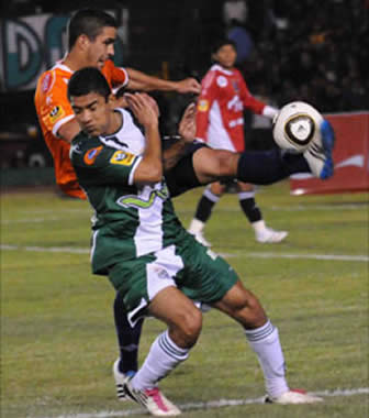 Blooming vs Oriente Petrolero (2-2)