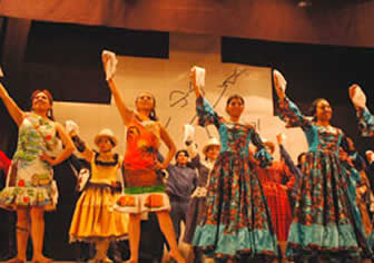 Festival de la Cueca boliviana en El Alto.