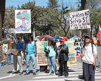 Movilización en Cochabamba para defender el TIPNIS.