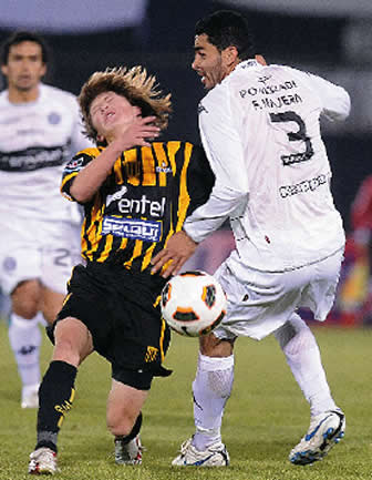 The Strongest vs Olimpia