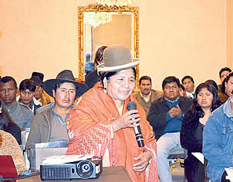 La ejecutiva de la Federación de Mujeres de El Alto, Mercedes Márquez