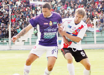 Real Potosí vs Nacional Potosí.