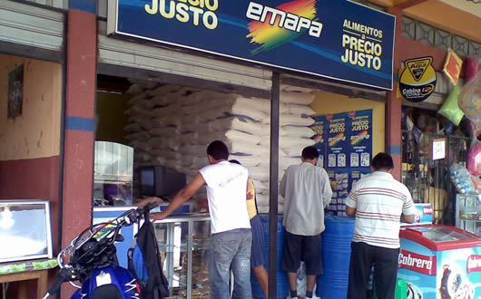 Una tienda de Emapa.