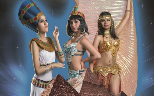 Vidas de las reinas egipcias Cleopatra, Nefertiti e Isis