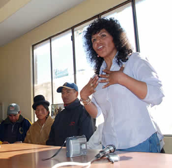 Juana Fanny Nina, ejecutiva de la Fejuve de El Alto. 